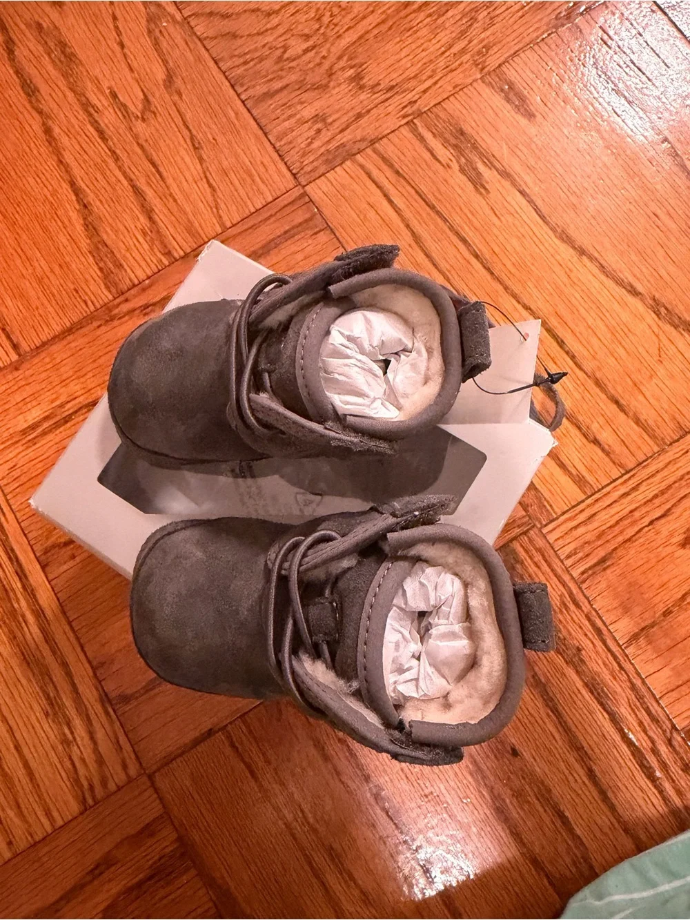 New - UGG Baby Charcoal Gray Lace-Up Boots size 2/3